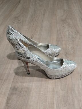 White House Black Market Silver Snakeskin Platform Pumps